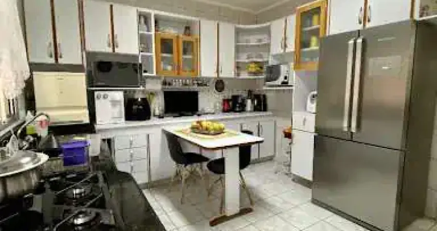 Casa com 3 dormitórios à venda, 240 m² por R$ 650.000,00 - Jacareí - Jacareí/SP
