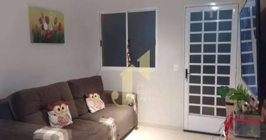 CASA A VENDA NO CONDOMÍNIO CASABELLA COM 2 DORMITÓRIOS E GARAGEM COBERTA