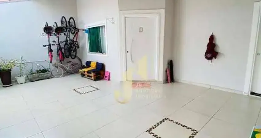 CASA A VENDA COM 3 DORMITÓRIOS E 1 SUÍTE NO ALTOS DE SANTANA II