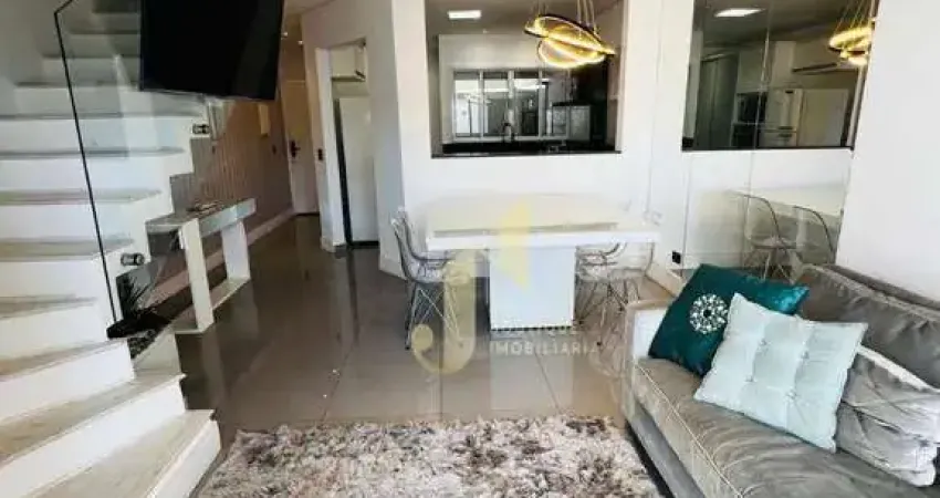 Sobrado a venda no condomínio evidence em jacareí com 2 dormitórios e 1 suíte - piscina privativa