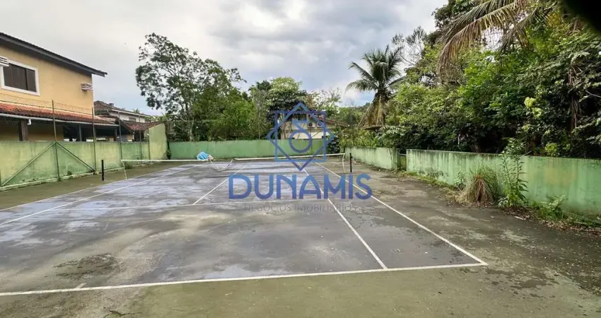 Terreno à venda na Avenida Marjory da Silva Prado, 2605, Balneário Praia do Pernambuco, Guarujá