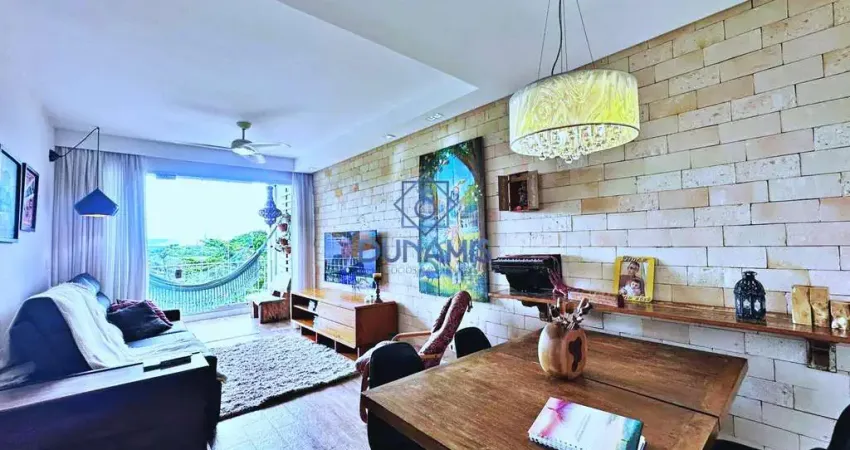 Apartamento conservado à venda em Prédio com lazer nas Astúrias no Guarujá SP.