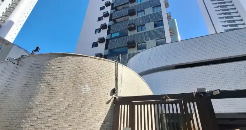 Aluguel apt 52m² mobiliado e projet, 2qts 1sui 1vg, varanda, lazer comp na torre