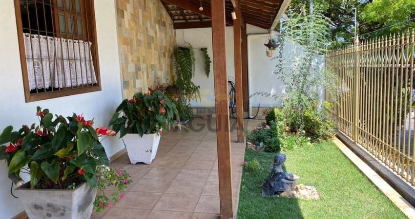 Casa com 5 quartos à venda na Rua dos Advogados, 162, Alípio de Melo, Belo Horizonte