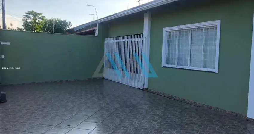 Casa para Venda em Londrina, Lagoa Dourada, 3 dormitórios, 1 suíte, 2 banheiros, 5 vagas