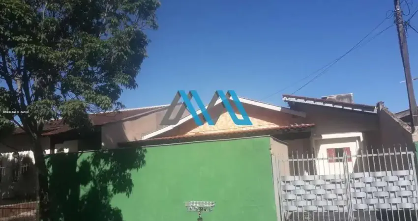 Casa para Venda em Londrina, Cafezal, 3 dormitórios, 1 suíte, 2 banheiros, 3 vagas