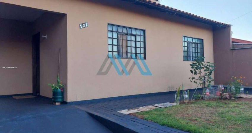 Casa para Venda em Londrina, Jardim Alto do Cafezal, 3 dormitórios, 1 suíte, 2 banheiros