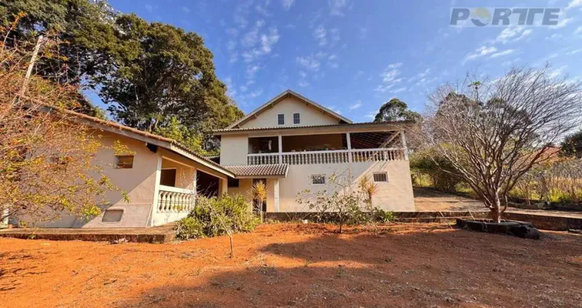 Chácara com 3 suítes à venda, 3000 m² por R$ 1.350.000 - Represa - Joanópolis/SP