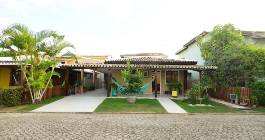 Excelente Casa térrea reformada Nascente 3/4 dormitórios em Buraquinho