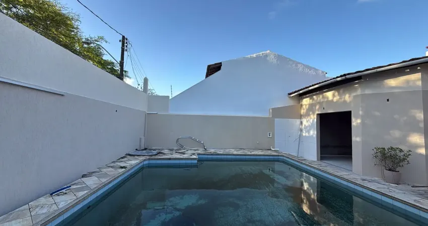 Casa em condomínio fechado com 3 quartos à venda na Rua Priscila B Dutra, 1333, Buraquinho, Lauro de Freitas