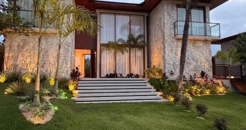 Esta espetacular casa de luxo, recém-construída, combina arquitetura contemporânea, acabamentos de alto padrão e uma atmosfera de puro conforto.