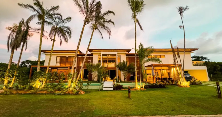 Uma das propriedades mais exclusivas e desejadas da praia do forte acaba de chegar ao mercado. com 654,95 m² de alto padrão, esta casa foi cuidadosamente projetada para quem valoriza sofisticação, pri