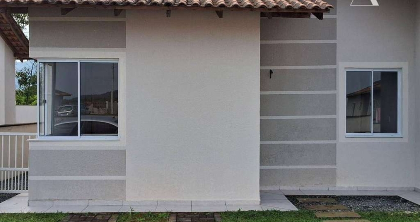 Casa com 2 dormitórios à venda, 50 m² por R$ 250.000,00 - Rio Onça - Garuva/SC