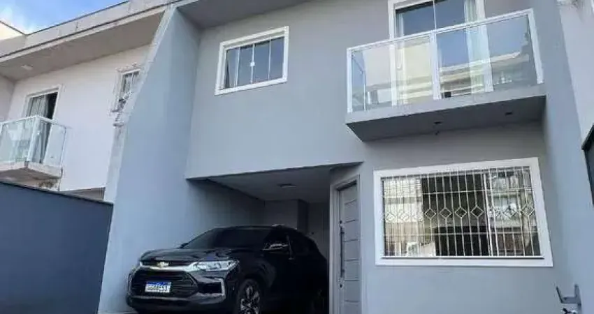 Casa com 3 dormitórios à venda, 100 m² por R$ 490.000,00 - Floresta - Joinville/SC