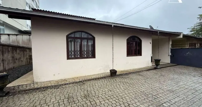 Casa com 4 dormitórios à venda, 200 m² por r$ 697.000,00 - iririú - joinville/sc