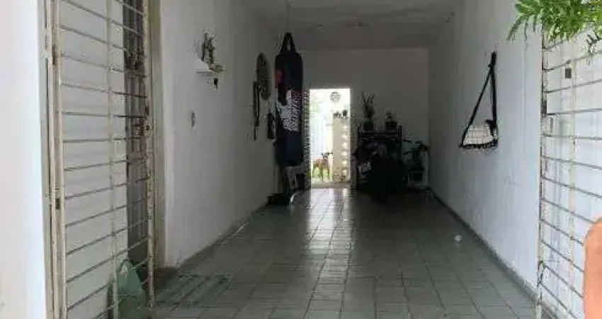 Casa com 3 quartos à venda na Avenida Maurício de Nassau, Iputinga, Recife