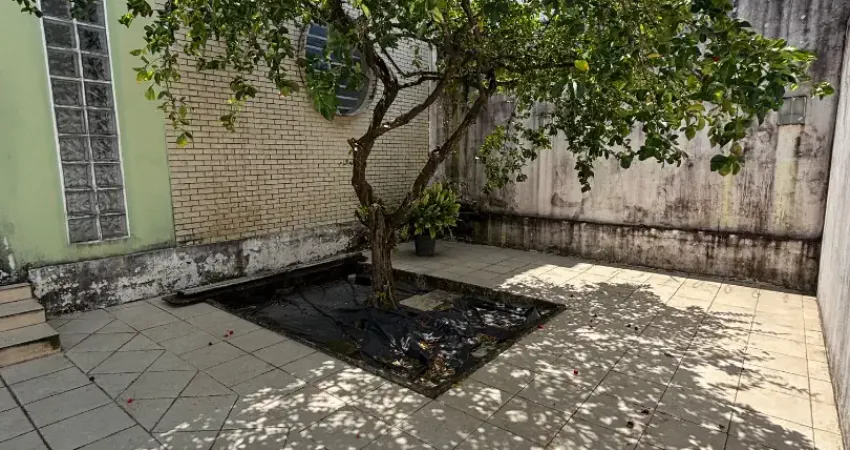 Casa à venda no cordeiro – ampla, nascente e com conforto de sobra!