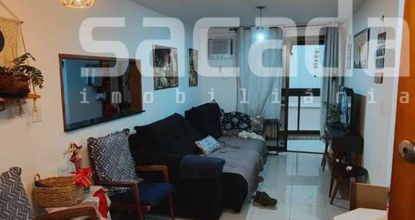 Apartamento com 2 quartos (1 suíte) a 3 quadras da praia – Edifício Bella Vista – Recreio