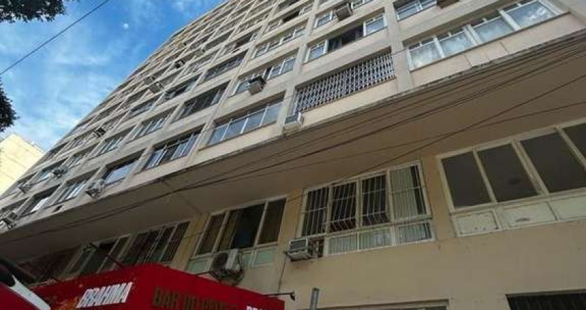 Kitnet / Stúdio à venda na Rua Carlos de Carvalho, Centro, Rio de Janeiro