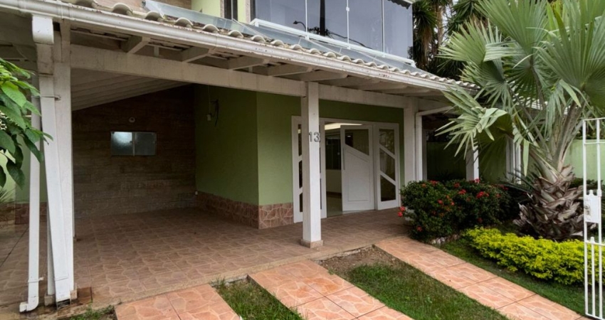 CASA COM 04 SUÍTES NA ILHA DA CAIEIRA