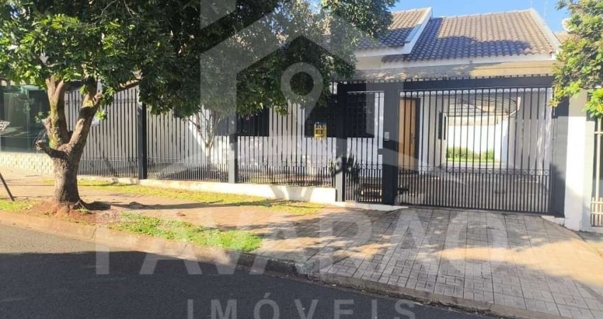 Casa em terreno inteiro para Locação  Rua Pion. Sebastião Alves