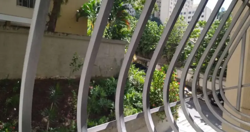 Apartamento à venda em Santa Rosa, Noronha Torrezão 335, Niterói-RJ: 02 quartos, 1 sala, 1 banheiro, 1 vaga de garagem, 53,00m²!