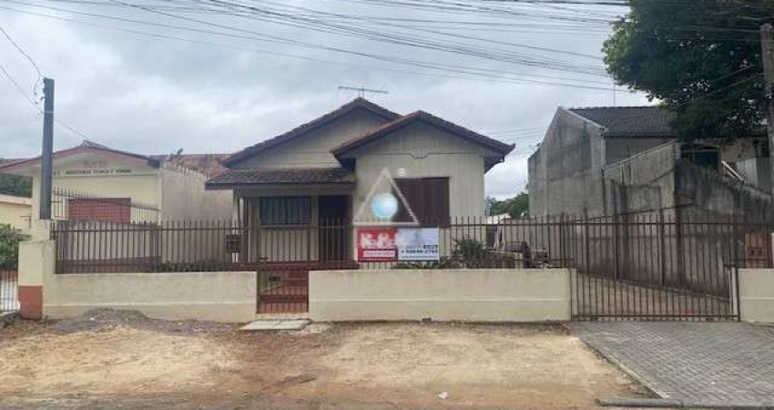 Casa com 3 quartos à venda na Rua Oliveira Viana, 3519, Boqueirão, Curitiba