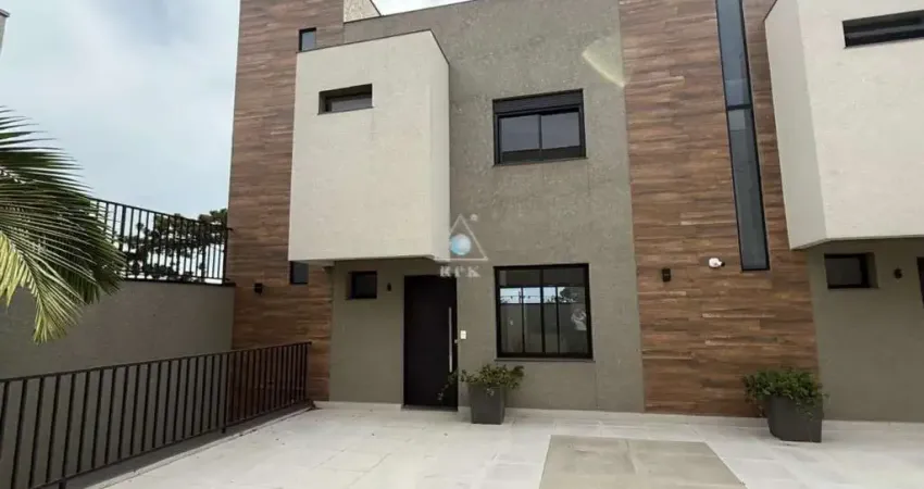 Casa em condomínio fechado com 3 quartos à venda na Rua Roberto Gava, 419, Pilarzinho, Curitiba