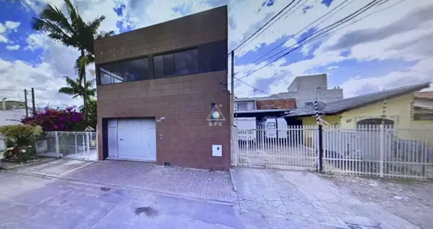 Casa à venda na Rua Francisca Ferreira Pontes, 246, Xaxim, Curitiba