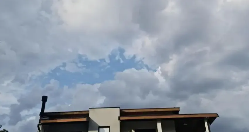 Natureza e espaço! a chácara dos sonhos com 5000m² e vista eterna em cosmópolis