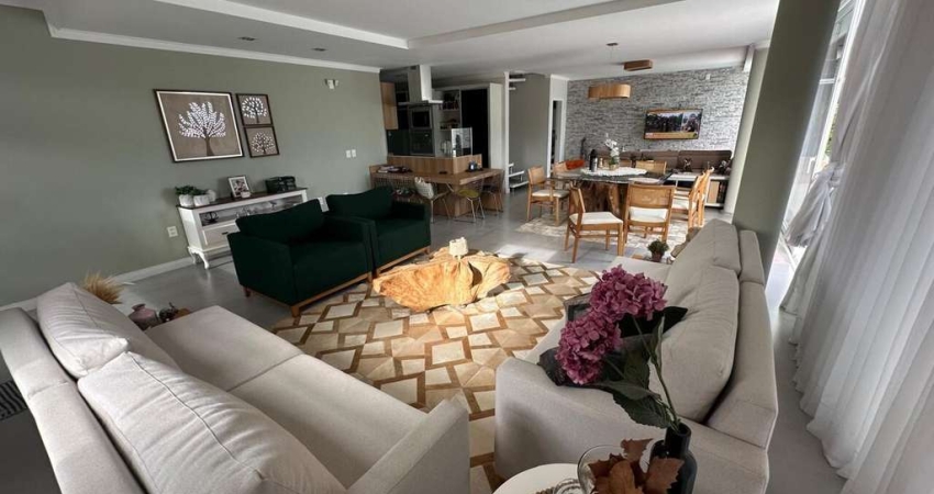Casa Alto Padrão para Venda em Agronômica Florianópolis-SC