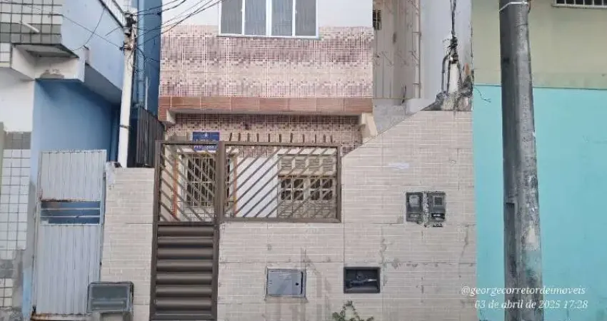 Casa prédio com 90 m², 2 quartos, sala, cozinha e banheiro no Final de Linha Boca Rio na Helio Machado rua do Canal próximo centro Convenções a venda