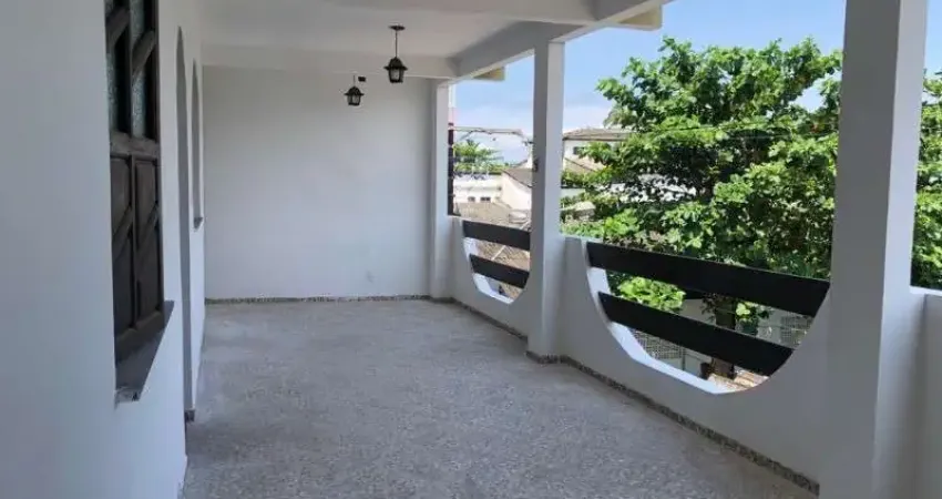Alugo casa térrea medindo 200 m², 3/4, duas vagas, varanda vista mar, reformada no melhor de monte serrat humaitá salvador - bahia
