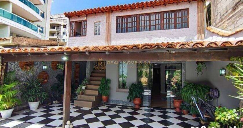 Casa duplex , no Pechincha com 450m²