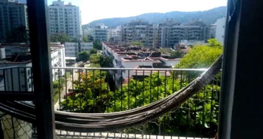 Apartamento , com 2 quartos na Freguesia de Jacarepagua