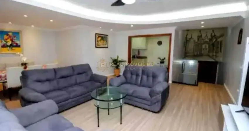Apartamento  ,com 3 quartos para venda em Copacabana