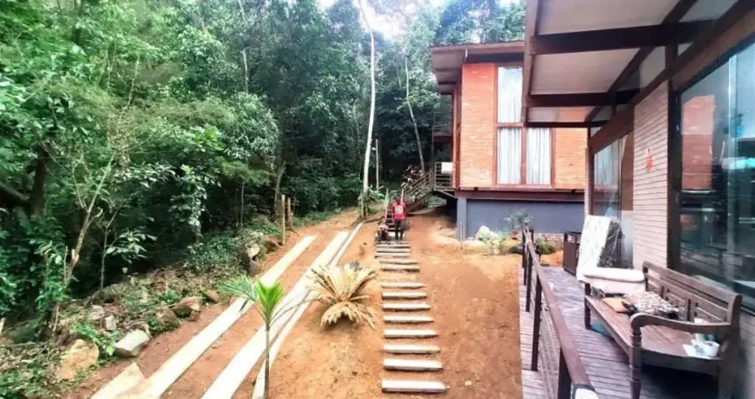 2 Casas , a venda , em Vargem grande. Valor referente a 2 casas