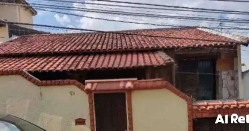 Casa  ,com 4 quartos, 2 suites, em condominio na Taquara.
