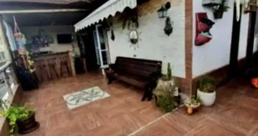 Cobertura duplex , com 2 quartos, 1 suite, na Taquara SOMENTE À VISTA