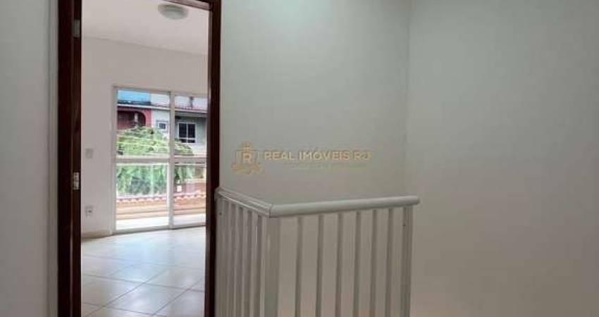 Casa Duplex ,  no Condomínio Jardim Pindorama