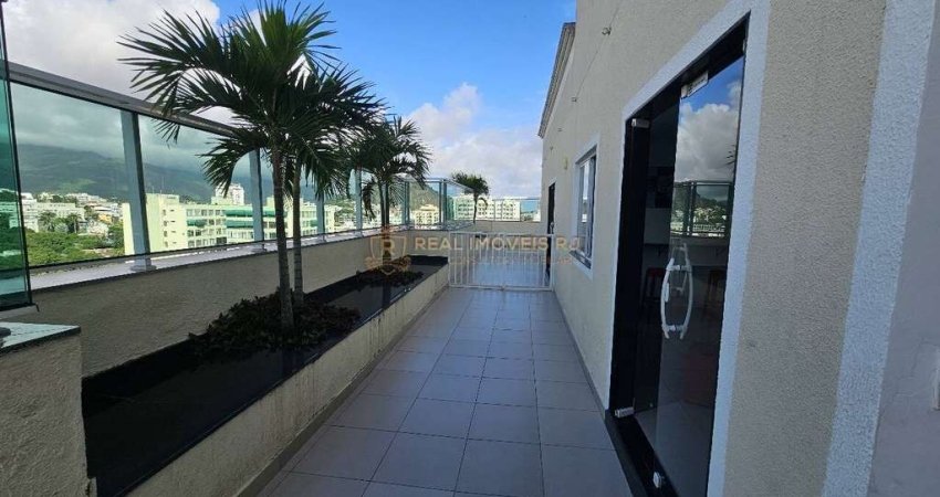 Apartamento , no Pechincha, 2 quartos(1 suite), vaga na garagem e piscina.