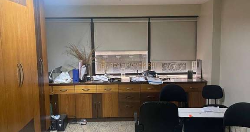 Locação de Sala Comercial no Centro da Cidade com 110m²