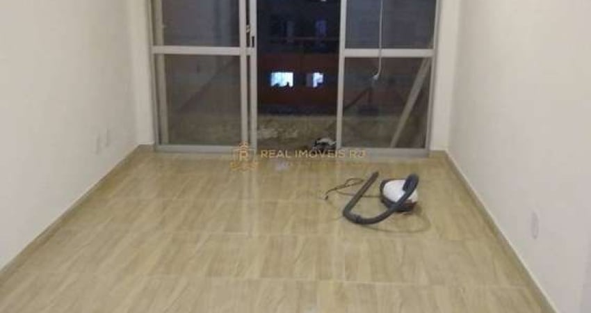 Apartamento à venda com 2 quartos no Condomínio Moradas Itanhangá