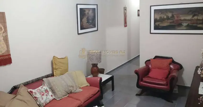 Aluguel de Apartamento com 2 Quartos na Avenida Geremário Dantas