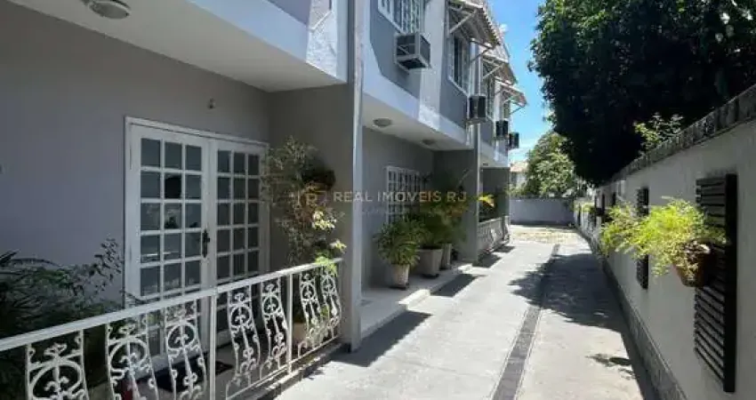 Casa com 4 quartos para alugar na Rua Galiléia, 169, Anil, Rio de Janeiro