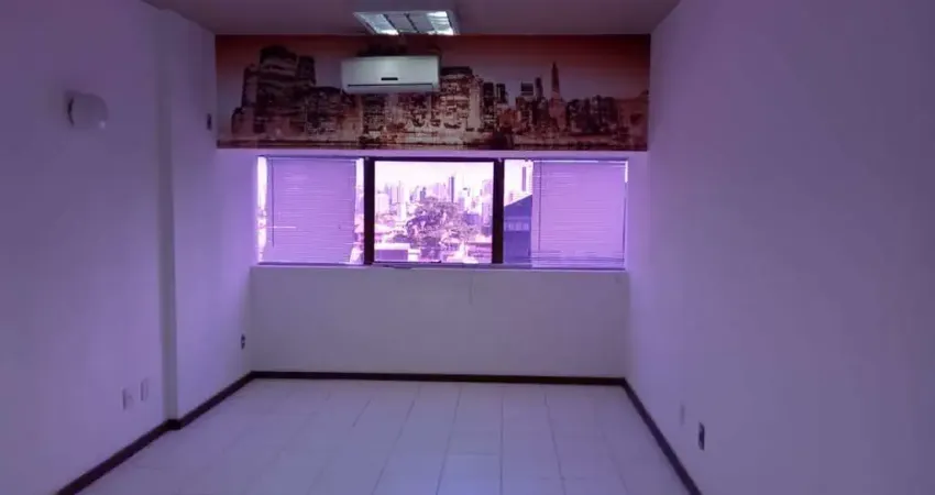 Sala comercial com 1 sala para alugar no Caminho das Árvores, Salvador 