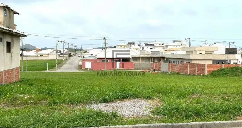 Terreno em condomínio fechado à venda na Zona Rural, Araruama 