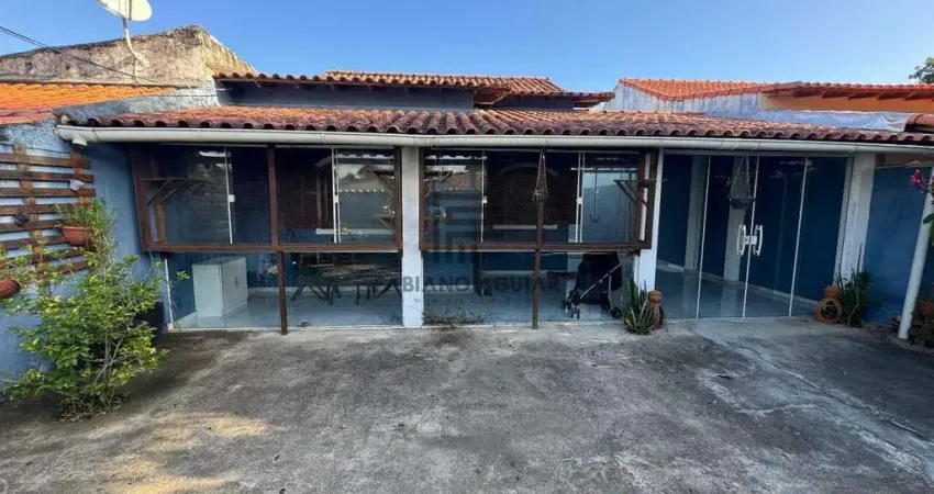 Casa em Araruama, 2 quartos ( 1 suíte ) - R$ 395.000,00 - Vila Capri