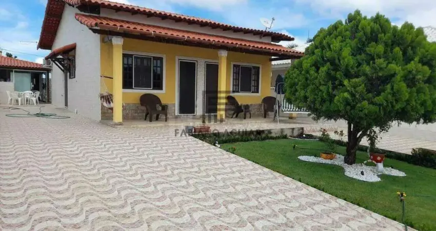 Casa em Araruama (2 Quartos - 1 Suíte) - R$ 450.000,00 - Cond. Barão de monte belo
