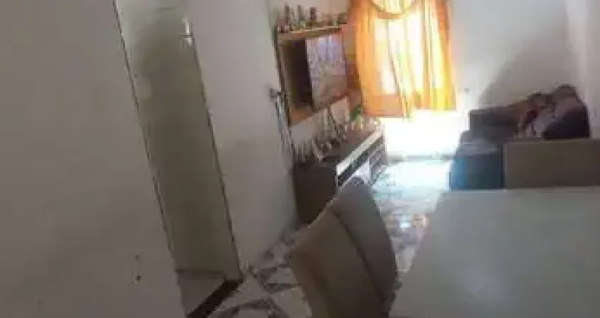 Vende-se apartamento com ótima localização (com escritura)